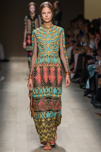 Look 6
